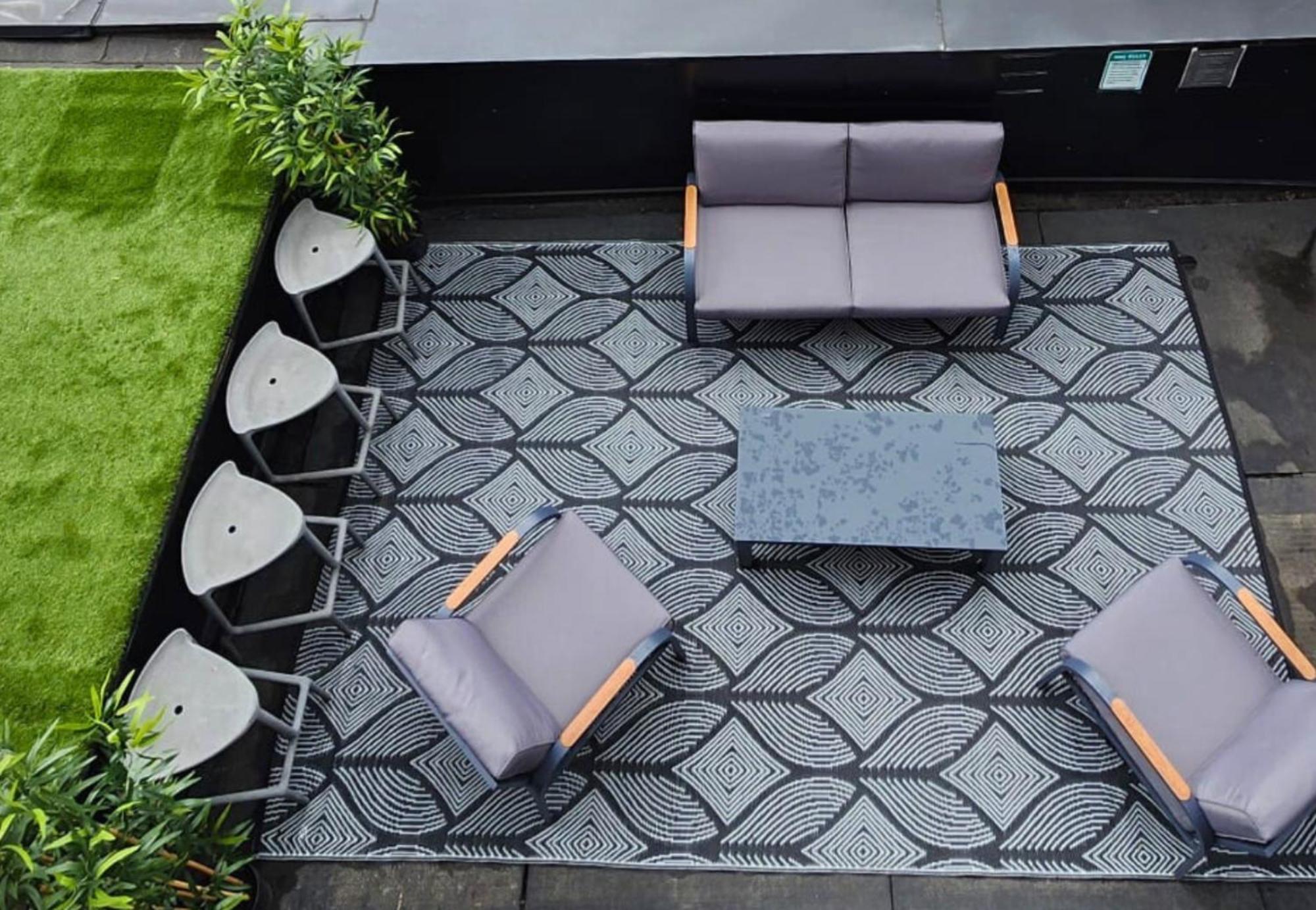 Liv Mtl Soho Aparthotel
