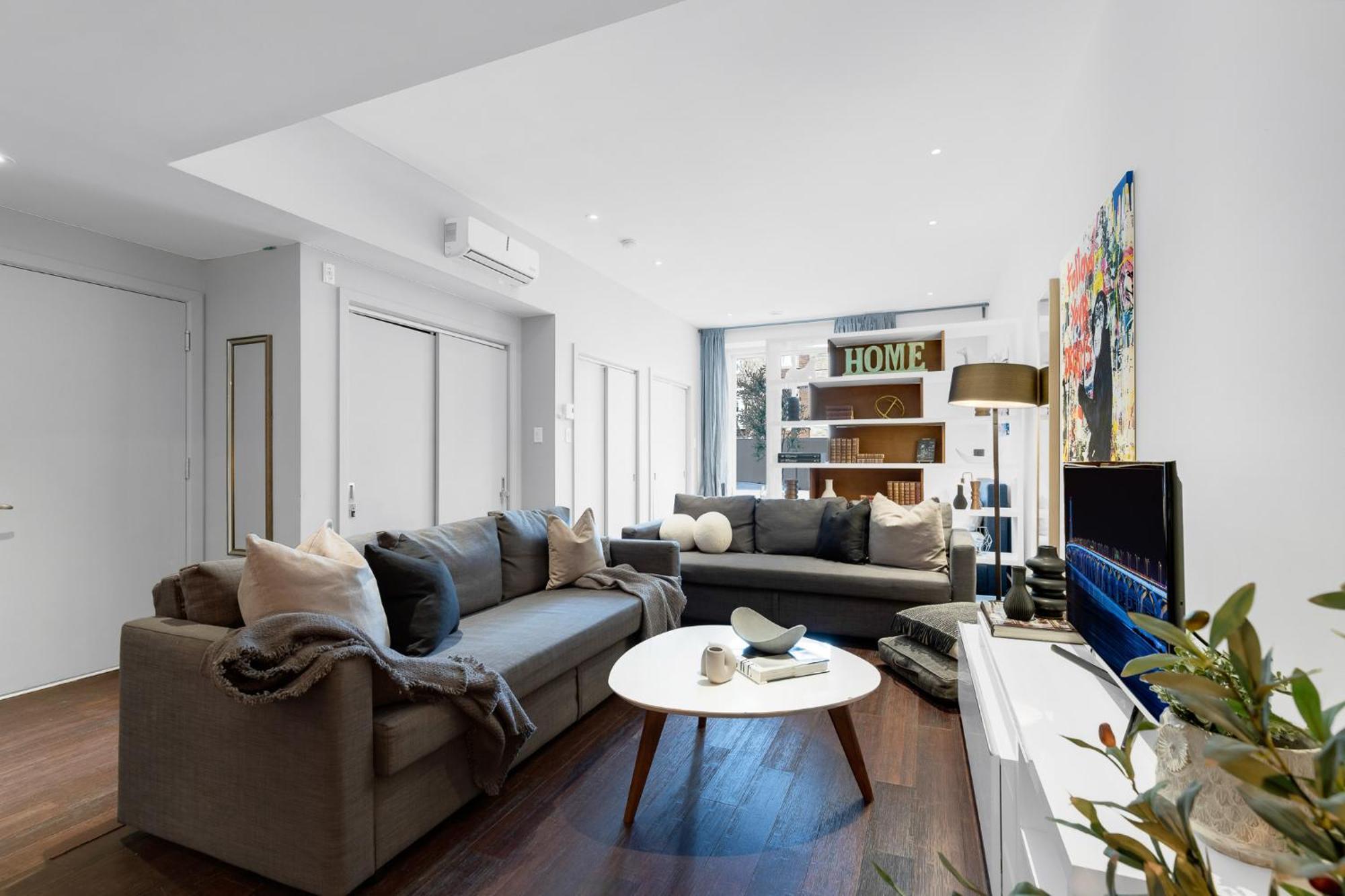 Liv Mtl Soho